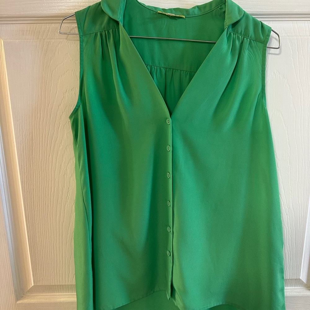 Gianni Bini Women's Vibrant Green Sleeveless Blouse Size XS